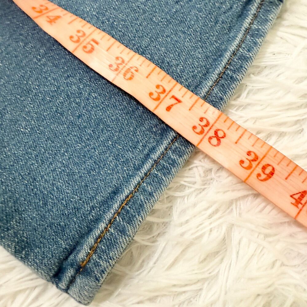 Levi's Strauss Signature Heritage High Rise Straight Leg Jean in Blue Sz W30 - Picture 4 of 8